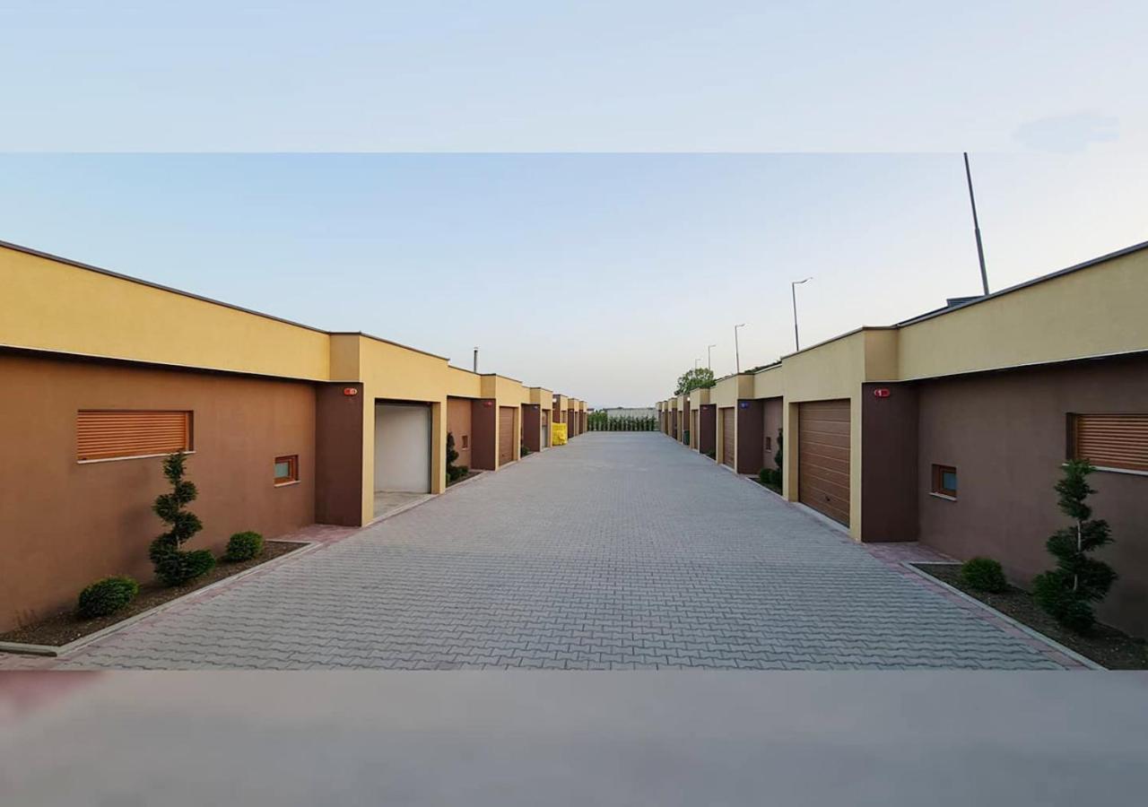 Motel Villa Star Gjilan Bagian luar foto